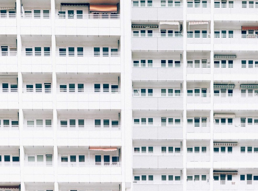 Choosing the Right Fabric and Fit: A Buyer's Guide